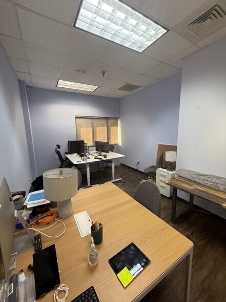 More Photos Of 144 Talbert Pointe Dr, Mooresville Light Distribution For Lease