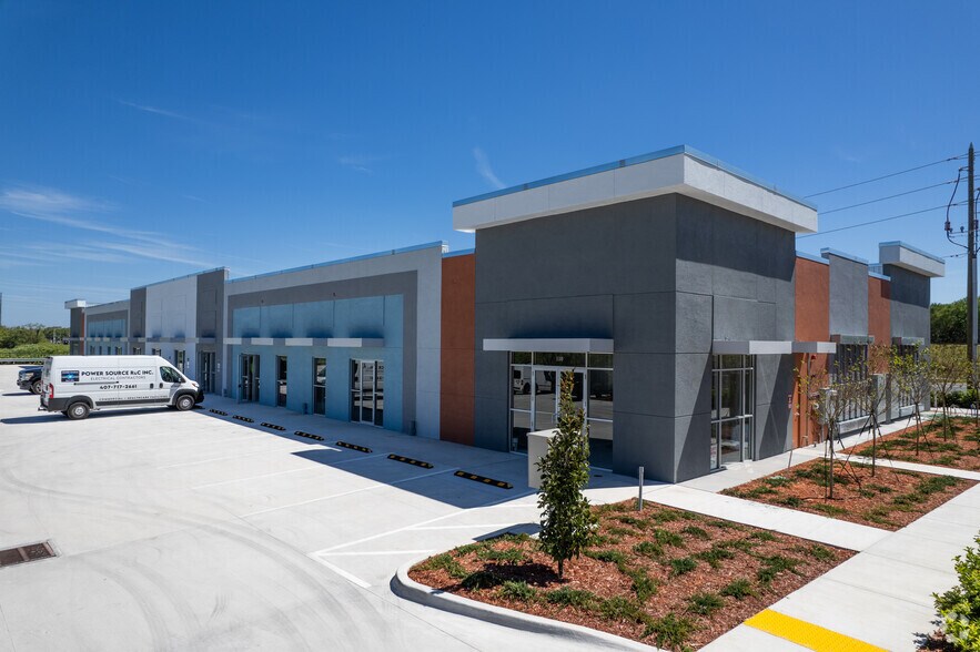 Primary Photo Of 9961 W Colonial Dr, Ocoee Medical For Lease
