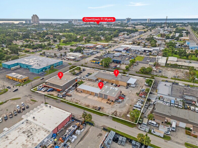 More Photos Of 2559 Fowler St, Fort Myers Unknown For Sale