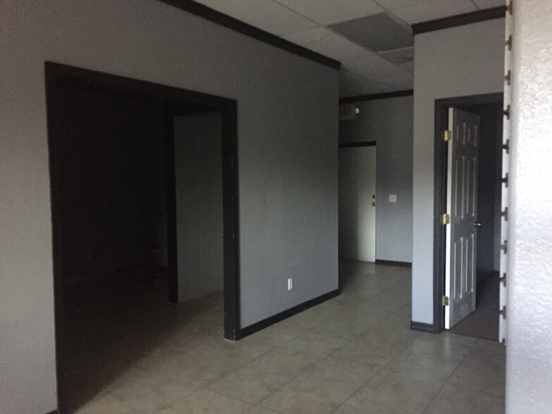 More Photos Of 730 Tamiami Trl, Port Charlotte Storefront Retail Office For Sale
