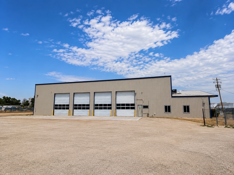 Primary Photo Of 1088 N Robertson Rd, Casper Flex For Sale