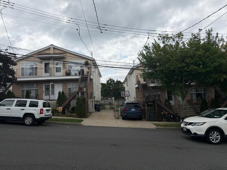 More Photos Of , Staten Island Multifamily For Sale
