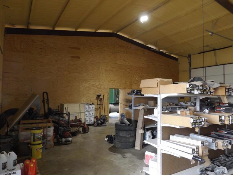 More Photos Of 4400 NE Lincoln Rd, Idabel Industrial For Sale