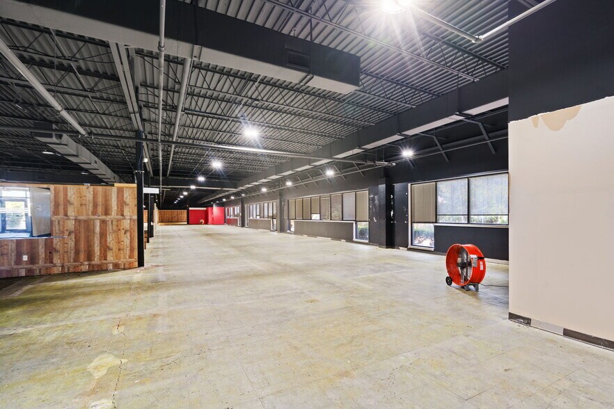 More Photos Of 8733 Highway 17 Byp S, Myrtle Beach Office For Lease