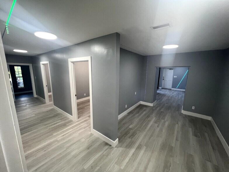 More Photos Of 31722 State Road 52, San Antonio Medical For Sale