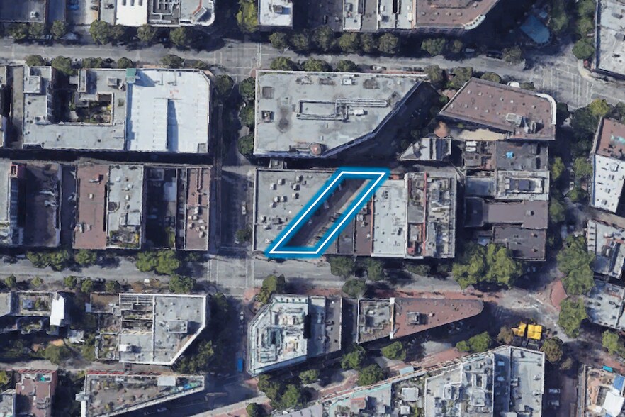More Photos Of 80 Powell st, Vancouver Parking Lot For Sale