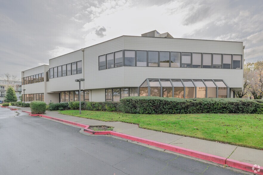 More Photos Of 100 Tamal Vista Blvd, Corte Madera Medical For Sale