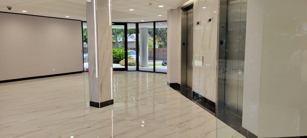 More Photos Of 1811 Bering Dr, Houston Office For Lease