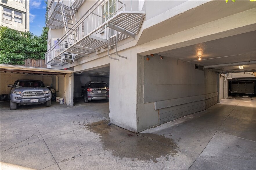 More Photos Of 425 Hyde St, San Francisco Apartments For Sale