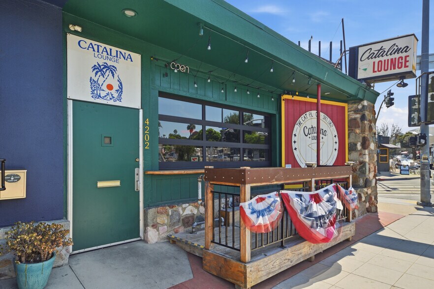 More Photos Of , San Diego General Retail For Sale