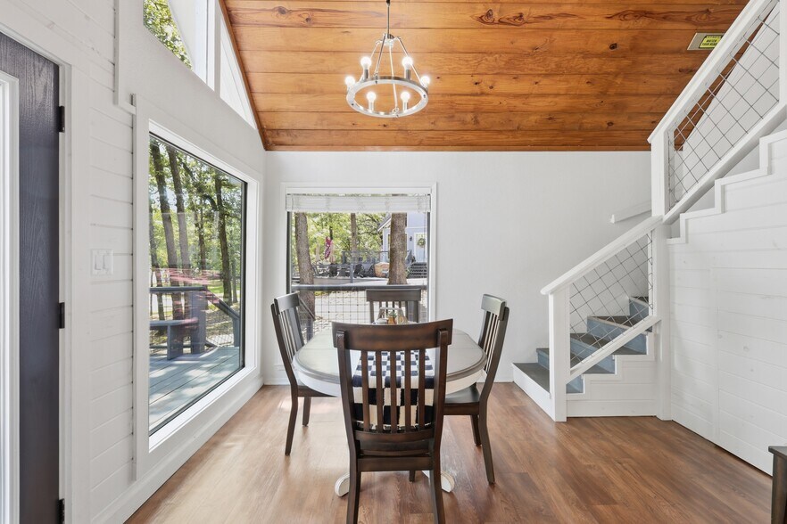 More Photos Of 108 E Barker Creek Dr, Scroggins Specialty For Sale