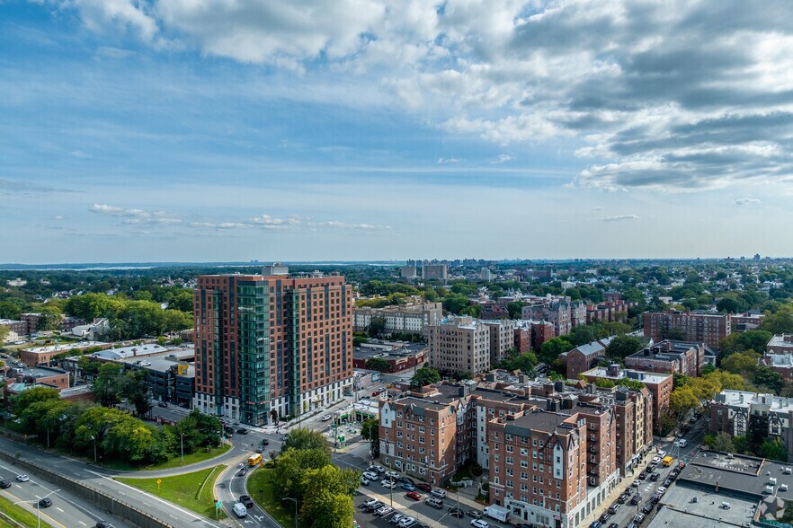 More Photos Of 42 Broad St W, Mount Vernon Apartments For Lease