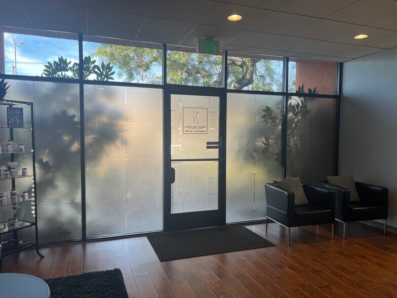More Photos Of 9736 Venice Blvd, Culver City Healthcare For Lease