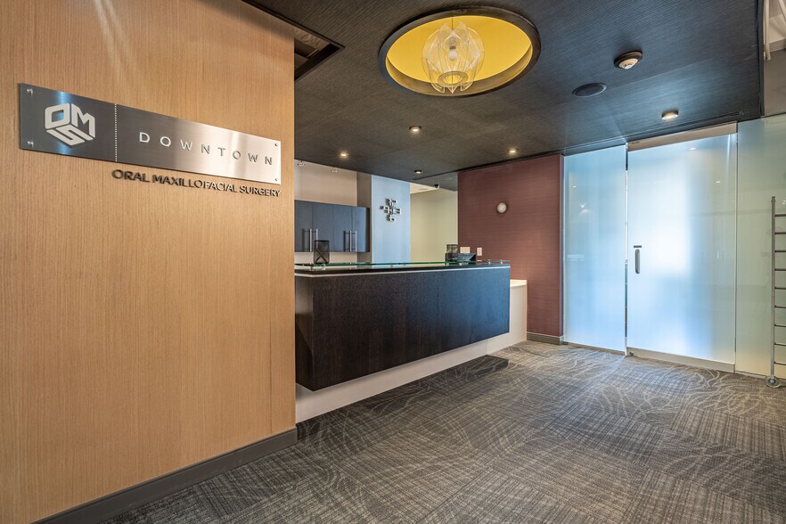 More Photos Of 111 N Wabash Ave, Chicago Medical For Lease