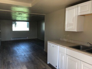 More Photos Of 7723 W Sunset Hwy, Spokane Apartments For Sale
