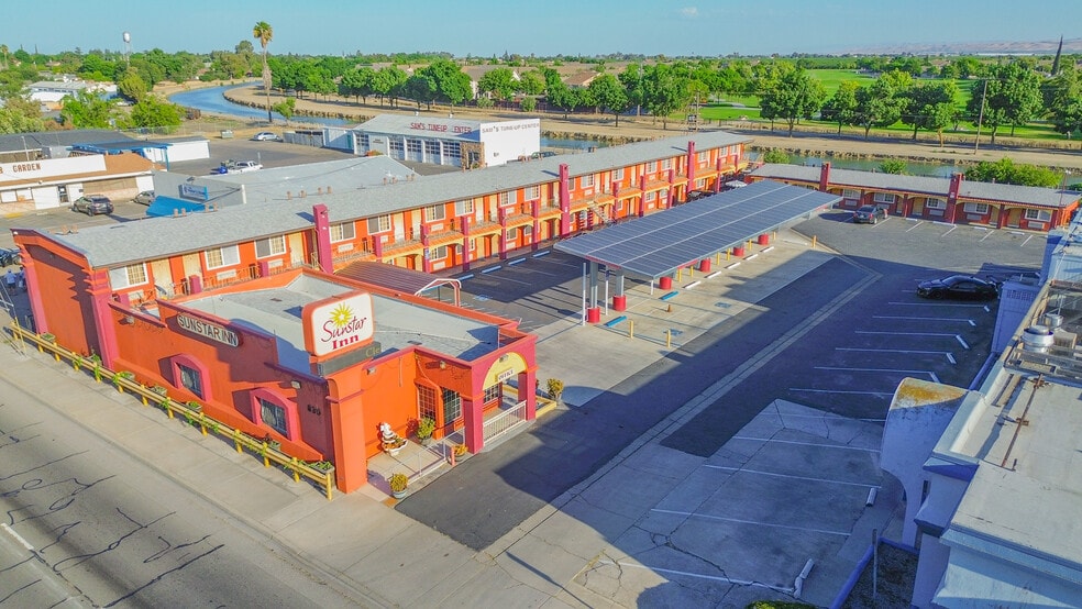 More Photos Of 839 W Pacheco Blvd, Los Banos Hotel For Sale