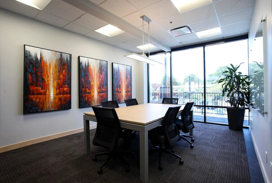 Primary Photo Of 174 Wilson St, Victoria General Retail For Lease