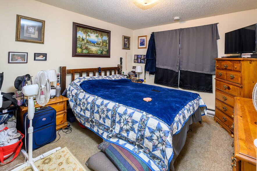 More Photos Of 2125 SW Xero Ln, Redmond Apartments For Sale