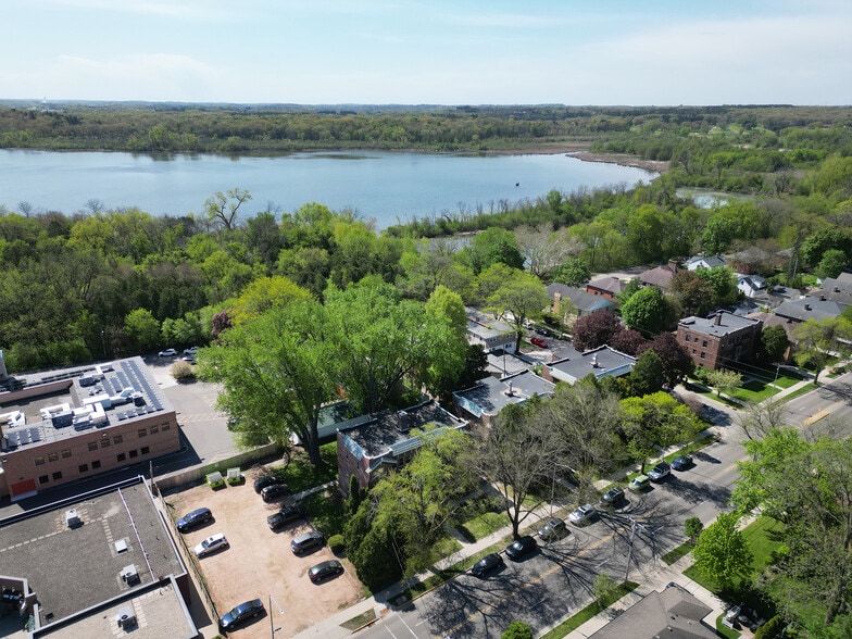 More Photos Of 2821 Monroe St, Madison Apartments For Sale