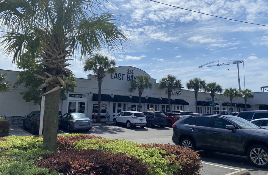 More Photos Of 334 E Bay St, Charleston Storefront Retail Office For Lease