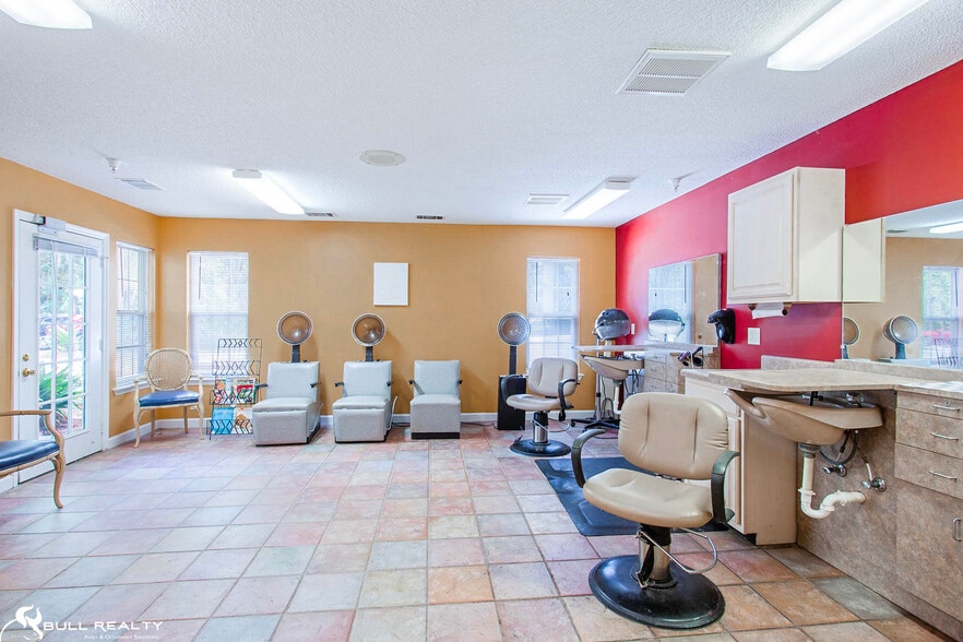 More Photos Of 8510 Whitefield Ave, Savannah Assisted Living For Sale