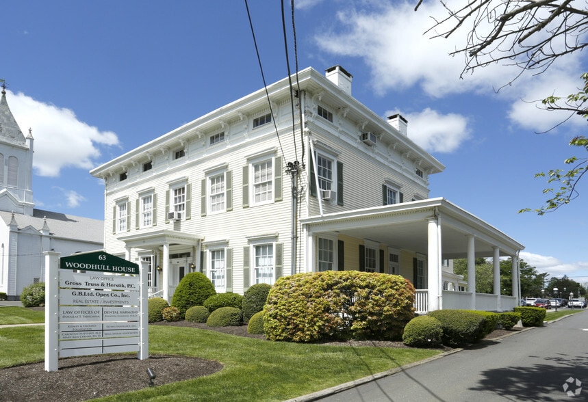 More Photos Of 63 W Main St, Freehold Office For Lease