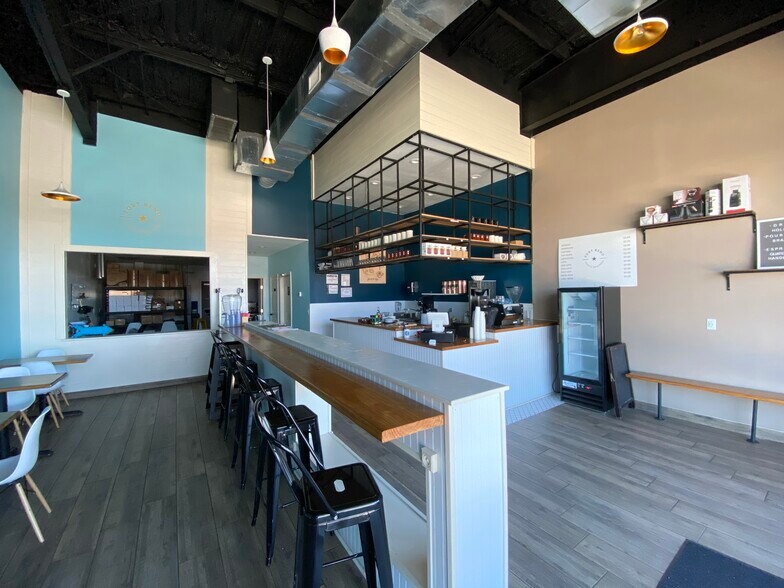 More Photos Of 8182 W Grand Pkwy S, Richmond Storefront Retail Office For Lease