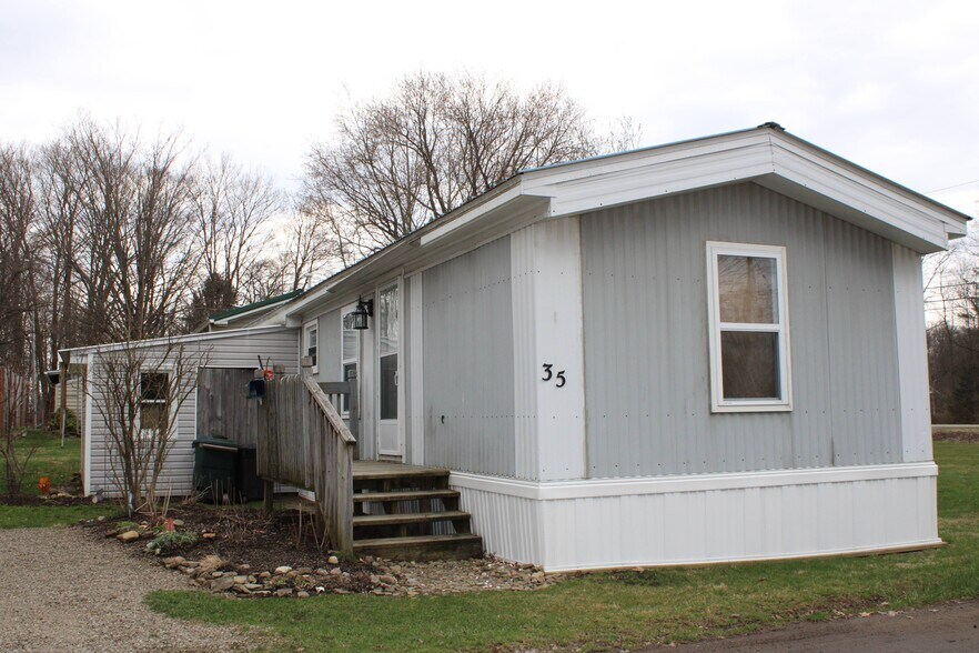 More Photos Of 9230 North St, Springville Manufactured Housing Mobile Home Park For Sale