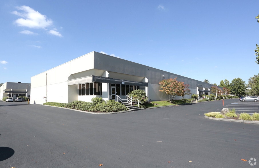 More Photos Of 1071-1083 Andover Park E, Tukwila Warehouse For Lease