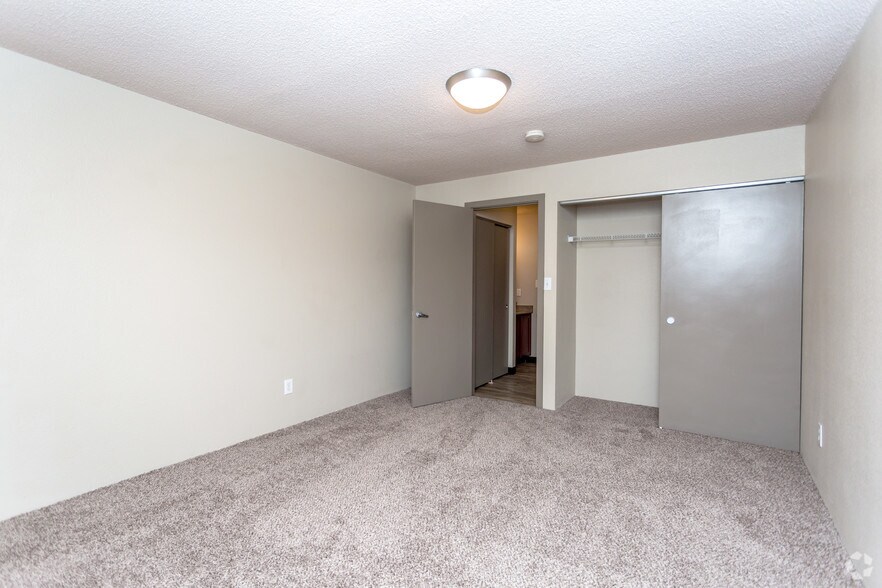 More Photos Of 1150 S Birch St, Denver Apartments For Sale
