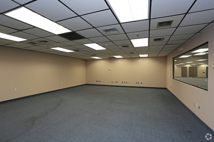 More Photos Of 1700 NW 66th Ave, Plantation Office For Lease