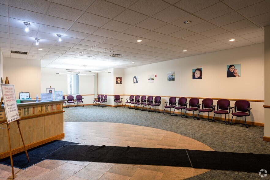 More Photos Of 2733 Wehrle Dr, Buffalo Medical For Lease