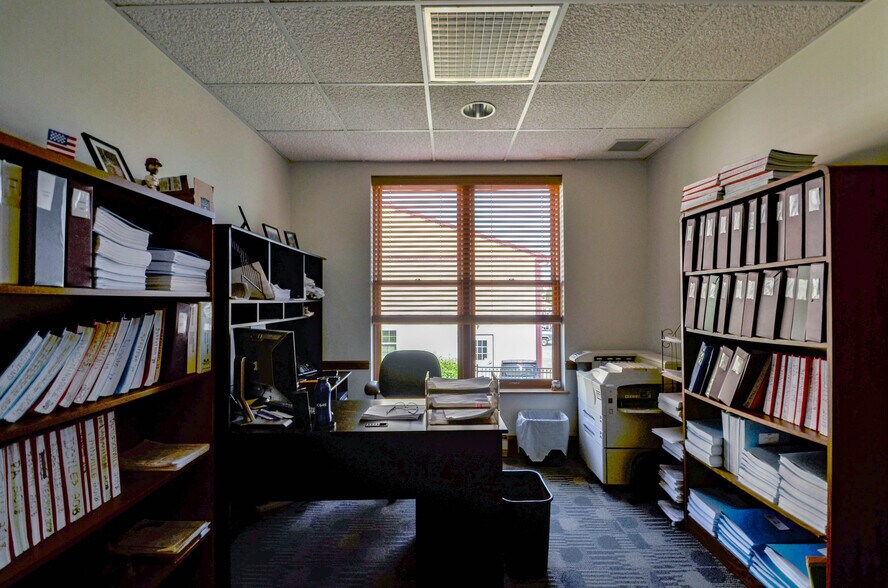 More Photos Of 22 S 2nd St, Emmaus Loft Creative Space For Lease