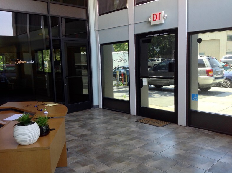 More Photos Of 4019 Transport St, Palo Alto Warehouse For Lease