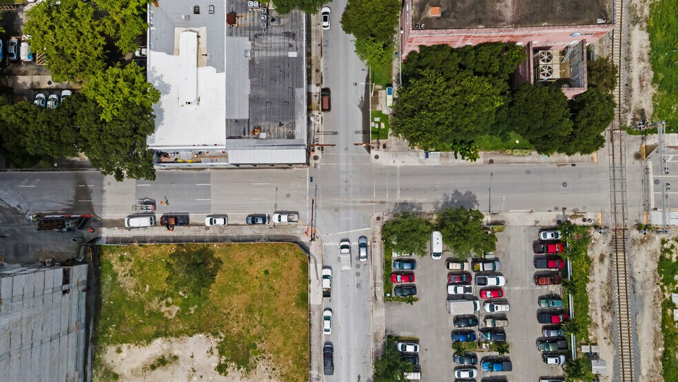 More Photos Of 542 N Miami Ave, Miami Storefront Retail Office For Lease