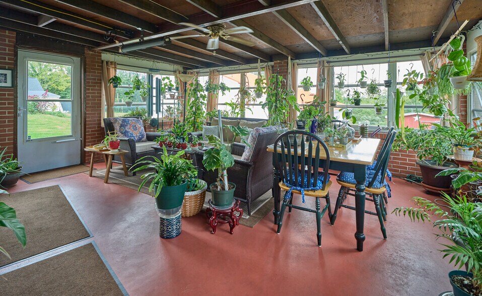 More Photos Of 7078 Easton Rd, Pipersville Auto Repair For Sale