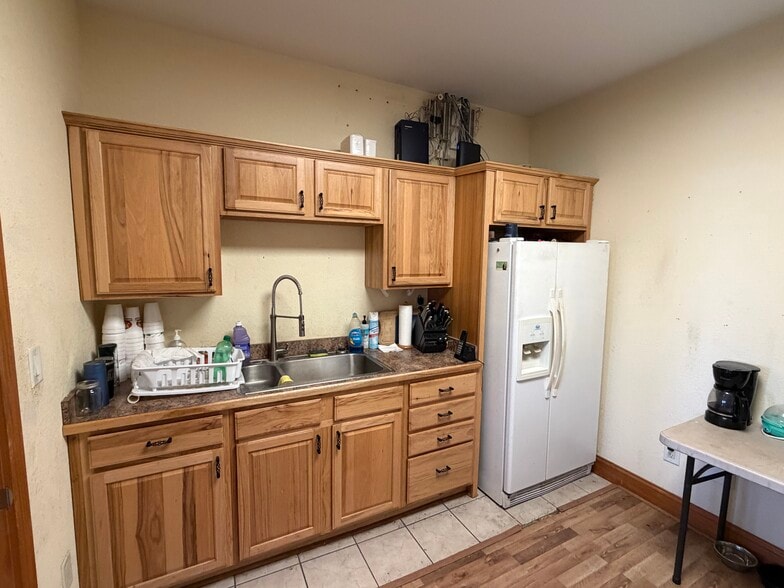 More Photos Of 100 Cedar St, Beaufort Freestanding For Sale