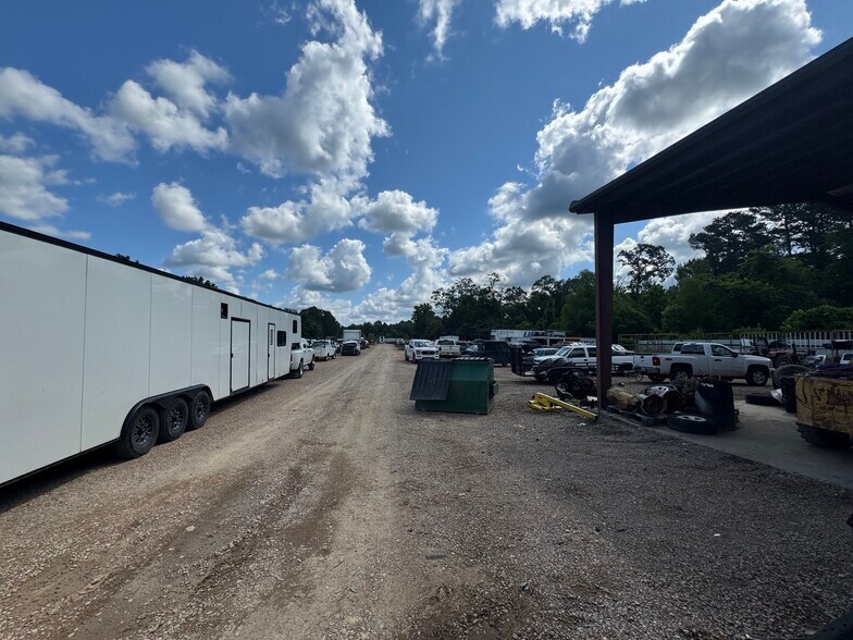 More Photos Of 7670 S Siwell Rd, Byram Warehouse For Sale
