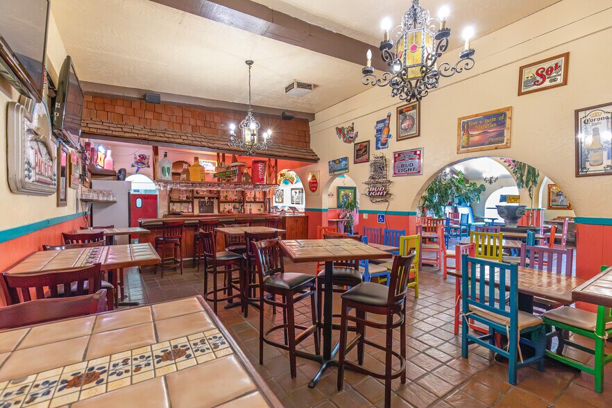 More Photos Of 216 Washington St, Auburn General Retail For Sale