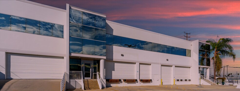 More Photos Of 8701 Bellanca Ave, Los Angeles Unknown For Lease