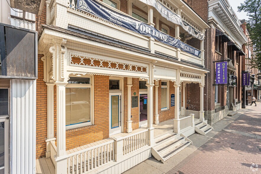 More Photos Of 10324 82nd Ave NW, Edmonton Storefront Retail Office For Lease