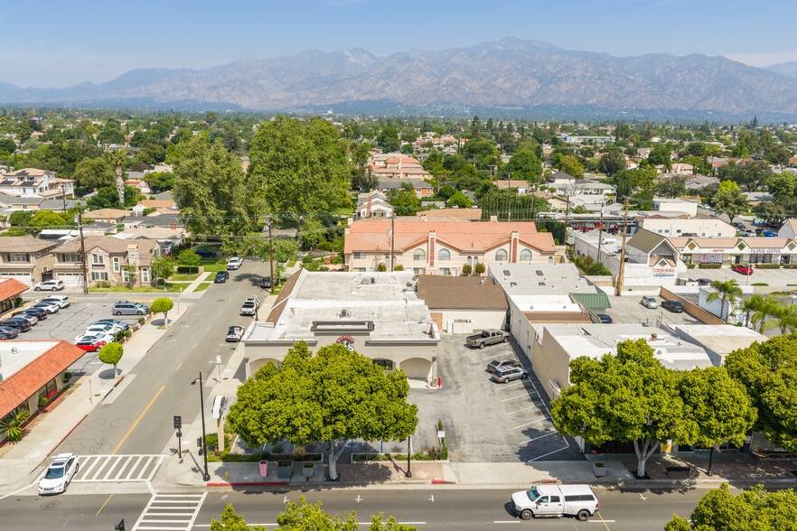 More Photos Of 9403 Las Tunas Dr, Temple City Freestanding For Sale