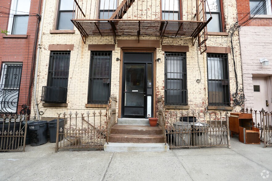 More Photos Of 656 Henry St, Brooklyn Apartments For Sale