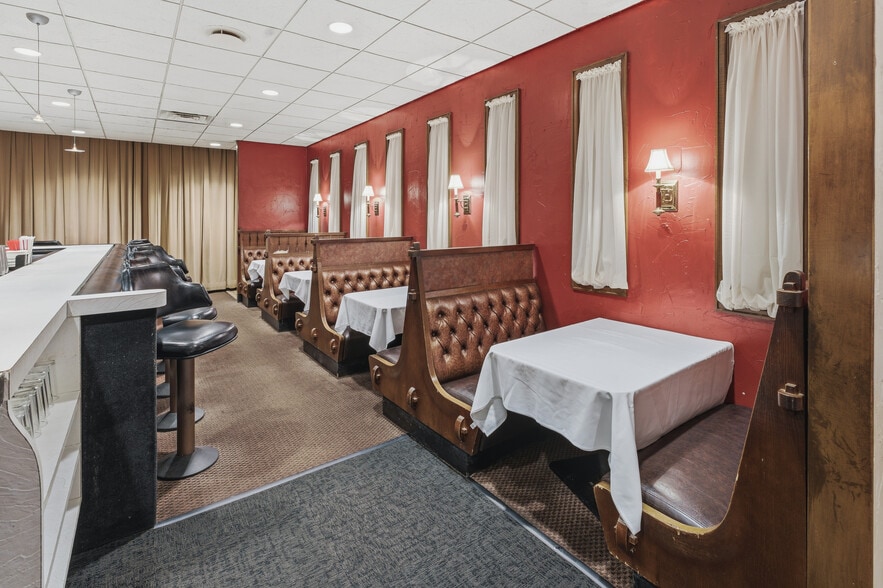 More Photos Of 4210 12th St NW, Canton Restaurant For Sale