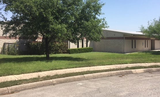 More Photos Of 12830 Cogburn Ave, San Antonio Light Distribution For Lease