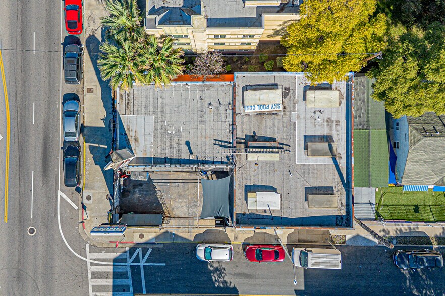 More Photos Of 4922 S Figueroa St, Los Angeles Storefront For Sale