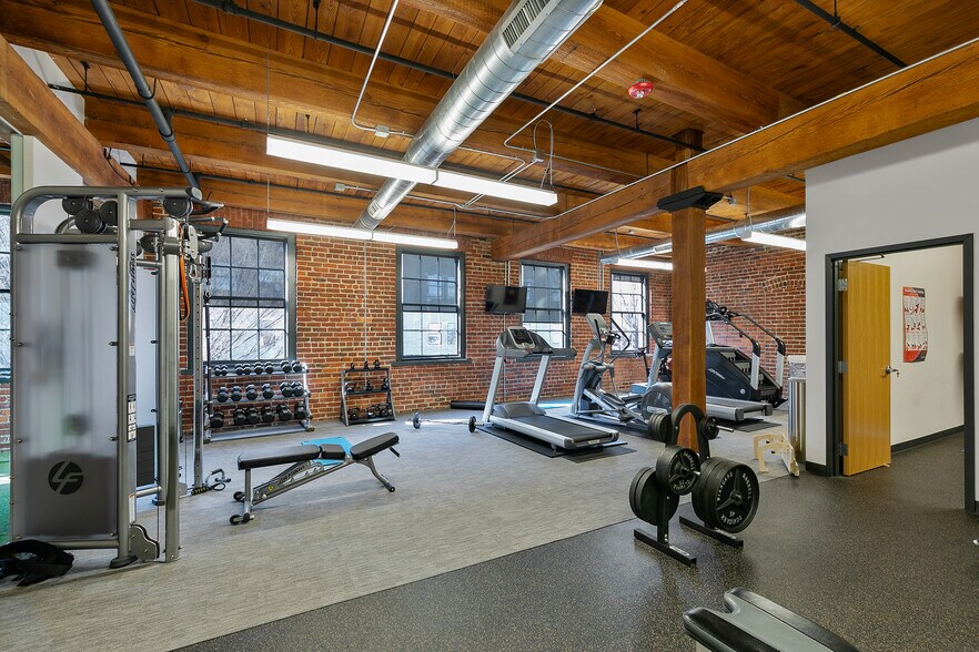 More Photos Of 13 S 13th St, Richmond Office Residential For Sale