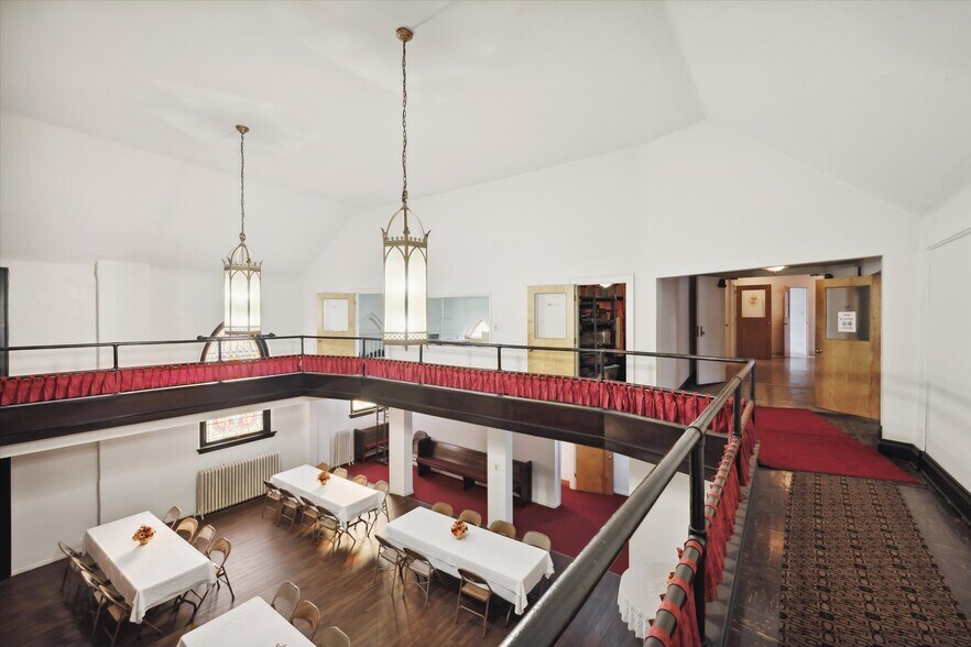 More Photos Of 725 Navarre Ave, Toledo Religious Facility For Sale