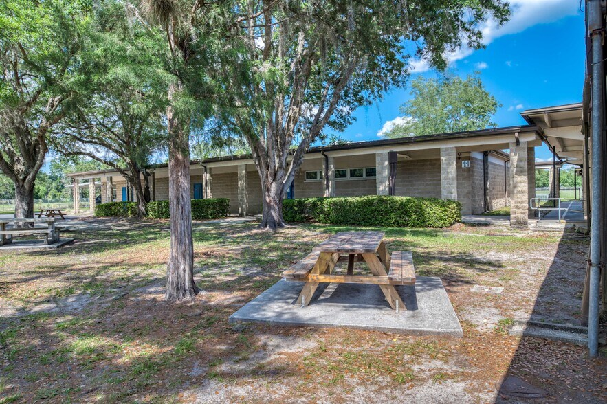 More Photos Of 156 Horseman Club Rd, Palatka Schools For Sale