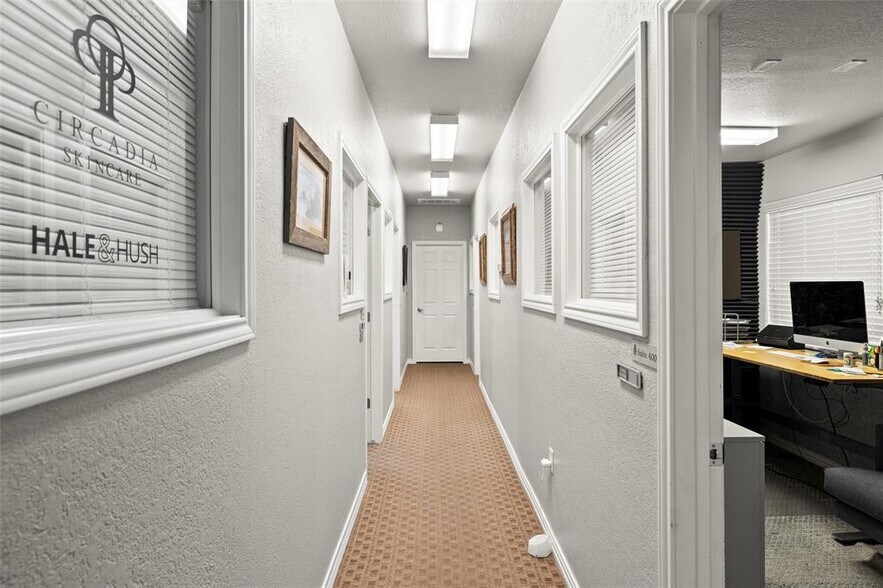 More Photos Of 800 W Highway 290, Dripping Springs Medical For Sale